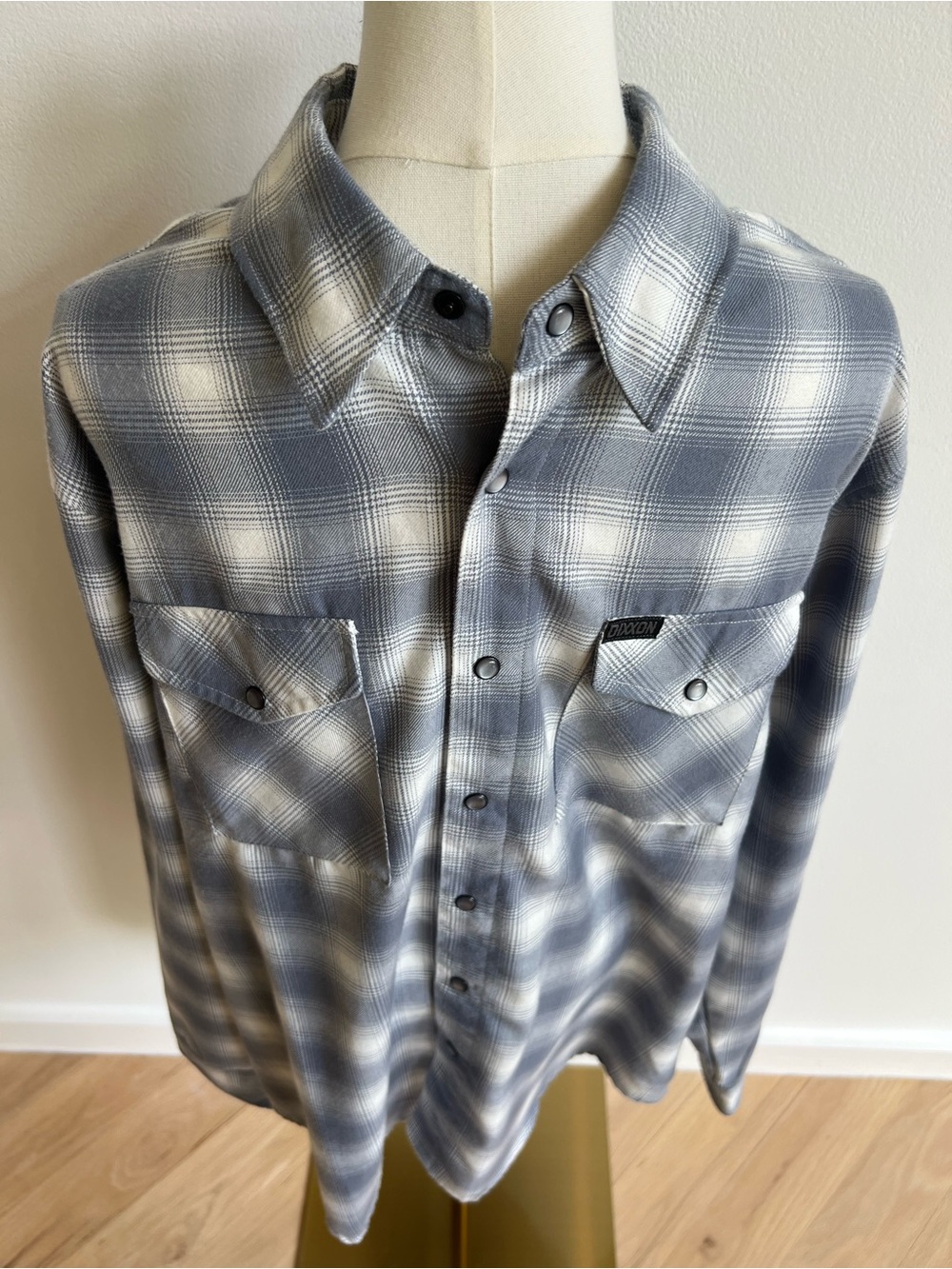 Dixxon The Summit Flannel Shirt Mens Large L Gray White Plaid D-Tech Snap
